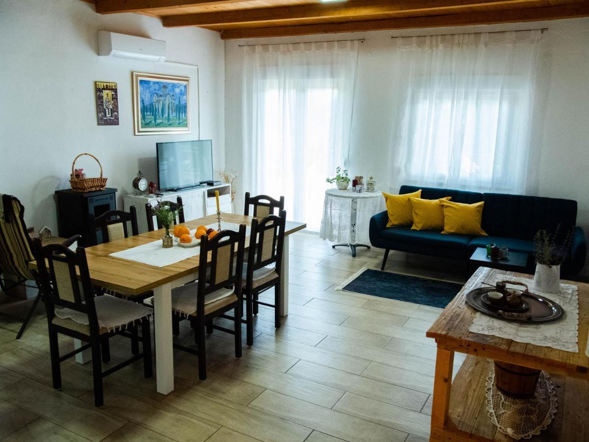 Ravno Apartment Village House מראה חיצוני תמונה